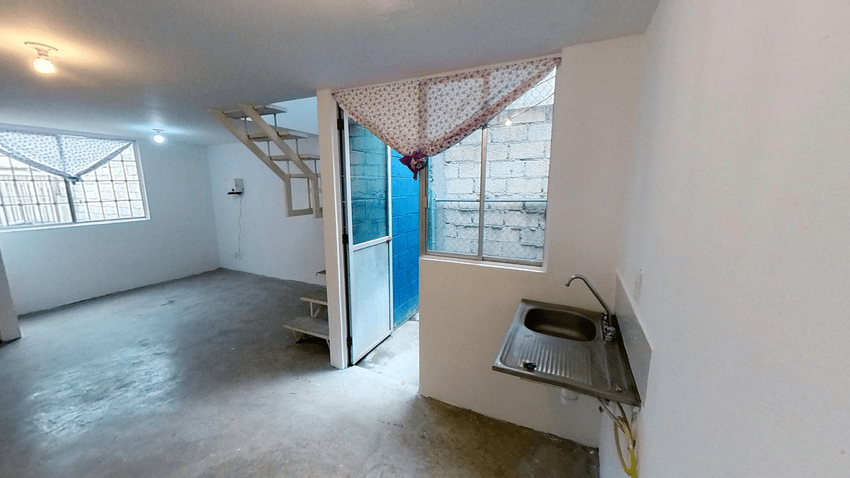 EB-WG8000 (11)